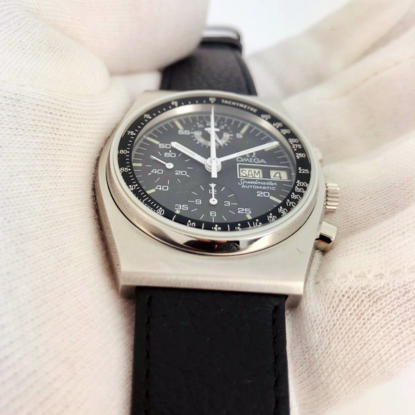 Omega Speedmaster Automatic Mark 4,5 Cal. 1045 Ref. 176.0012 Day/Date Mint Papers